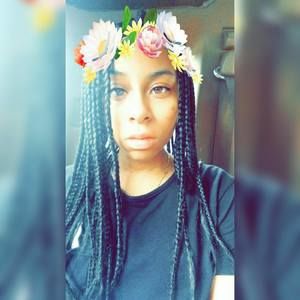 Meet your Posher, Alix